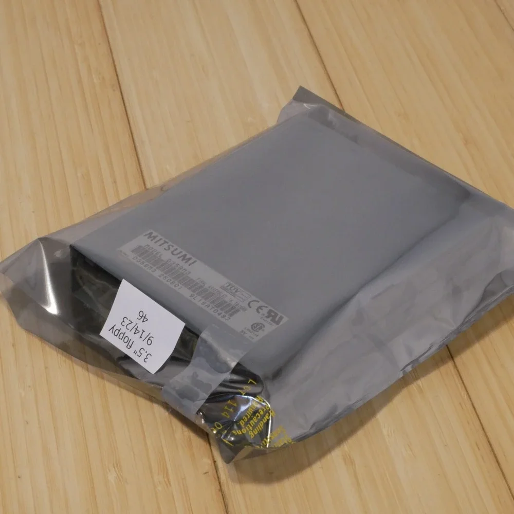 MITSUMI D359M3 3.5‎ inch Floppy Disk Drive - Tested & Working 46